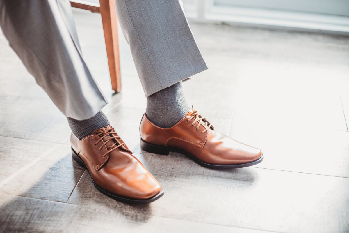 Men Can Dress with the Best Shoe Wear Online in Location News